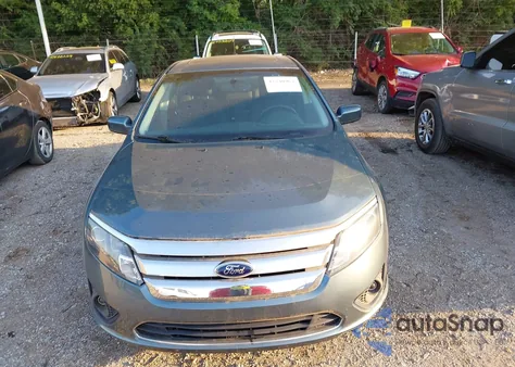 2012 Ford Fusion Se z USA, uszkodzony, nr VIN 3FAHP0HA2CR337792
